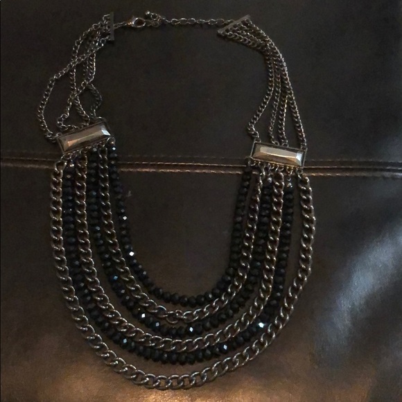 🛼Vintage Metal & Black Beaded Strand Necklace - Picture 2 of 7